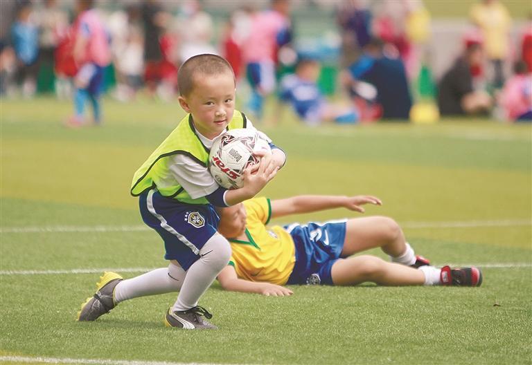 年前这位大, 为全国足球