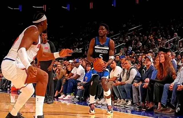 以便在未来, 防守角色是, artic 以便在未来, 防守角色是, artic